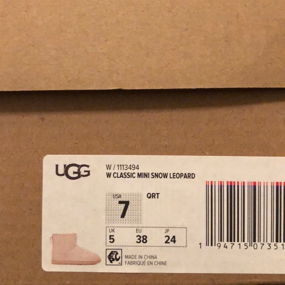 🌿UGG- CLASSIC MINI SNOW LEOPARD BOOTS🌿 - Picture 13 of 13